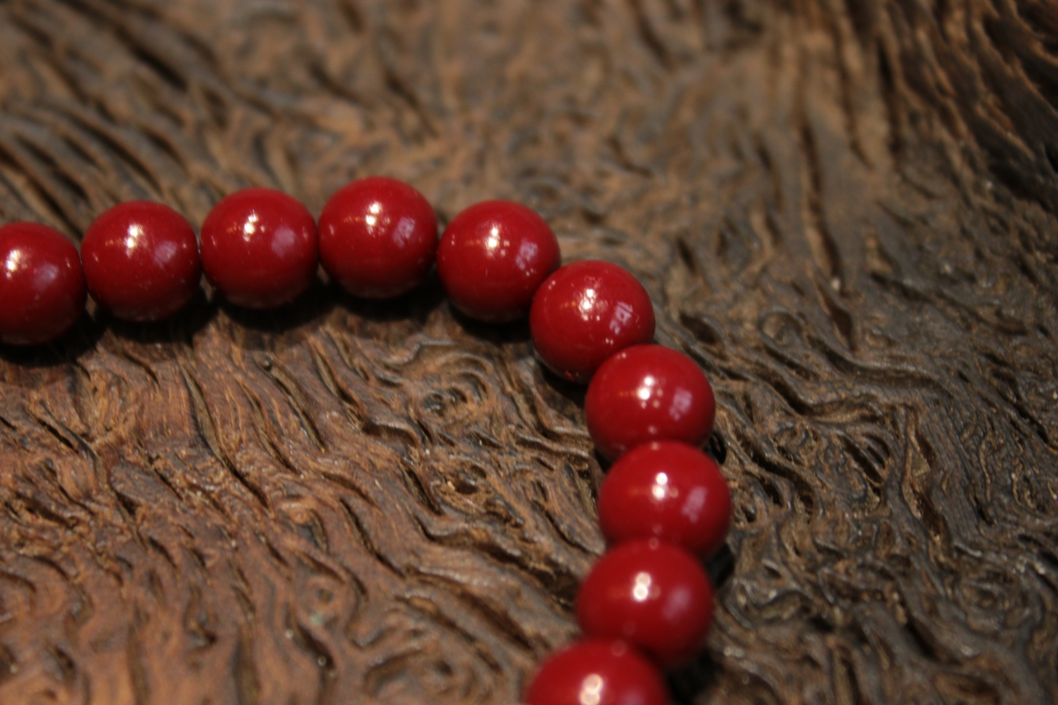 Tibetan sacred object - Six-eyed dzi bead cinnabar bracelet