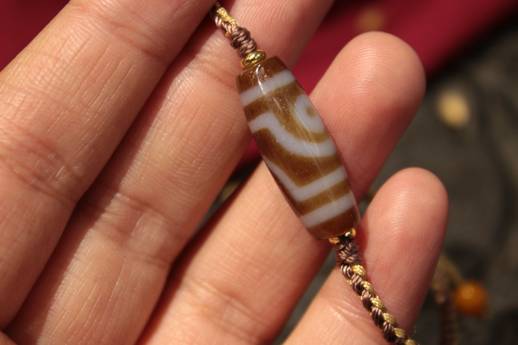 Tibetan sacred object - Two-eyed dzi bead bracelet