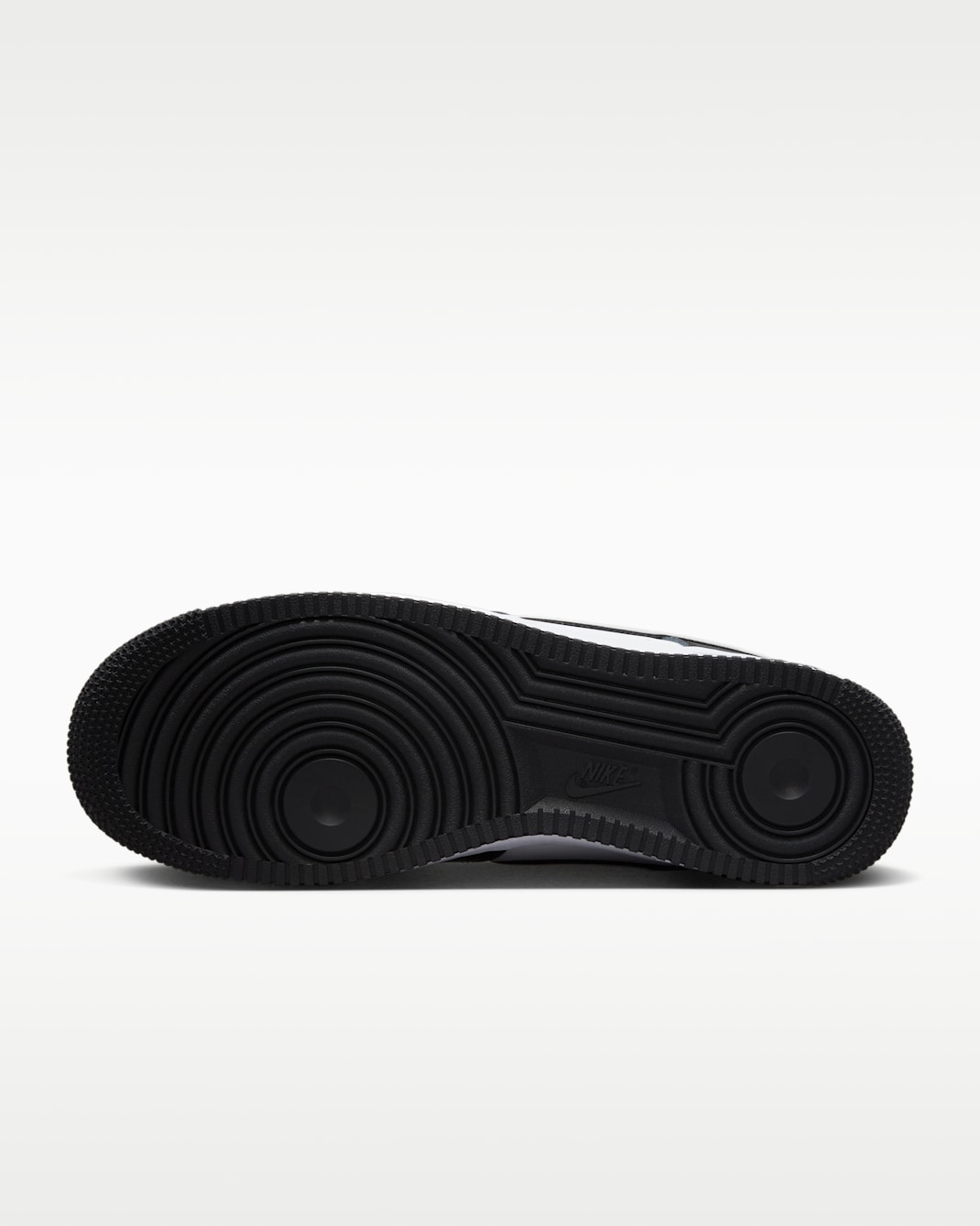 Nike Air Force 1 '07 Black/Black/White(商品到着後にお支払いいただけますので、品質を確認してからお支払いいただけます)