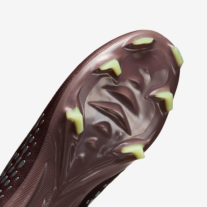 سرعة وثبات أعلى على العشب الطبيعي - نايكي ميركيوريال سوبرفلاي 10 برو "كيليان مبابي" | Nike Mercurial Superfly 10 Pro "Kylian Mbappé"