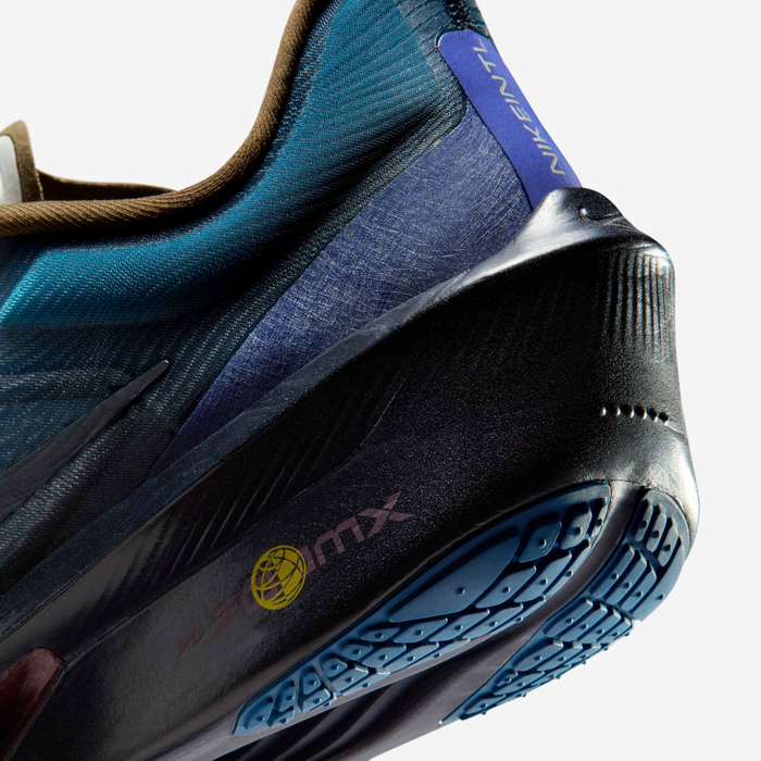 حذاء سباق خفيف للرجال على الطرق - نايكي زووم فلاي 6 | Nike Zoom Fly 6