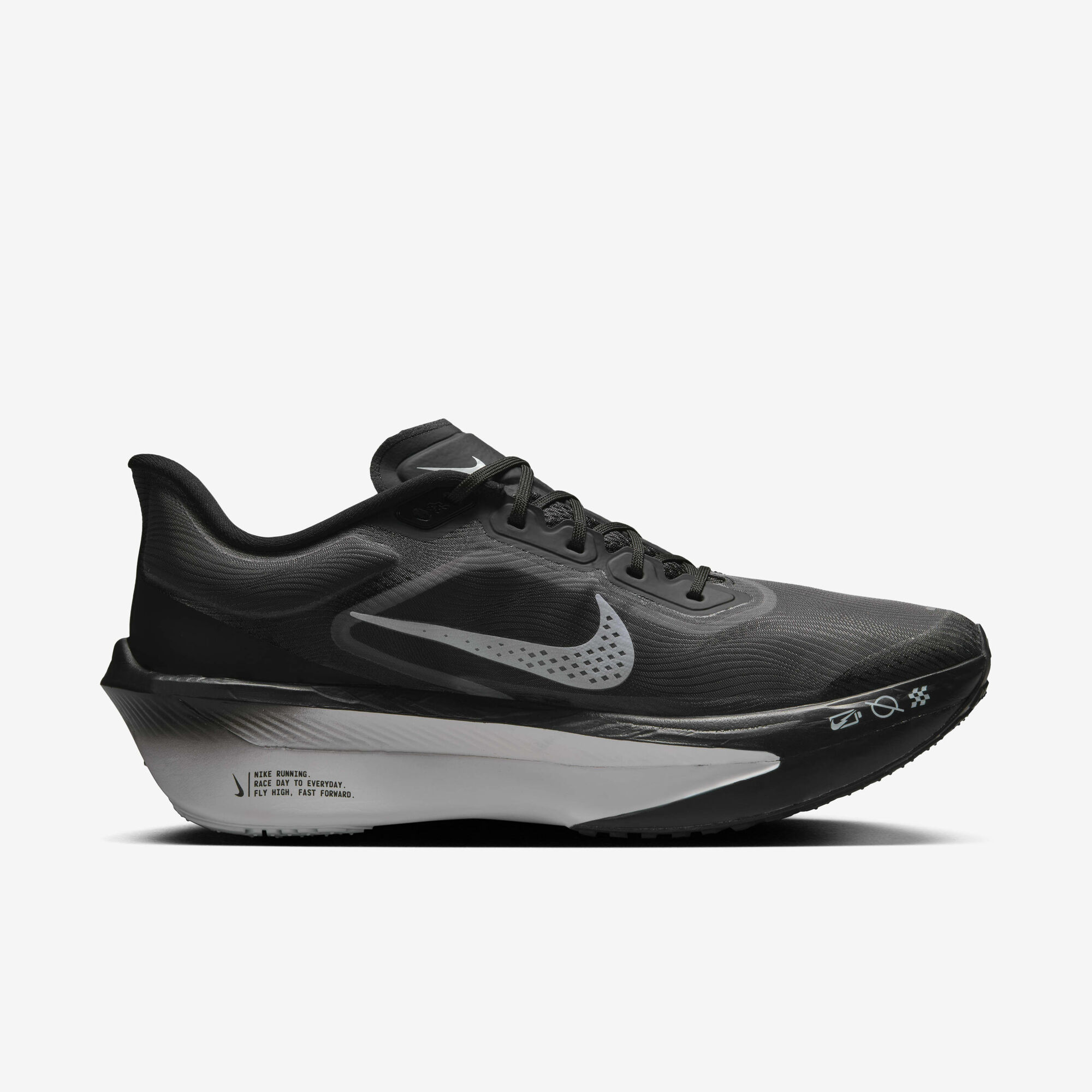 حذاء سباق الطرق للرجال من نايكي زووم فلاي 6 بتصميم خفيف وأداء مميز Nike Zoom Fly 6