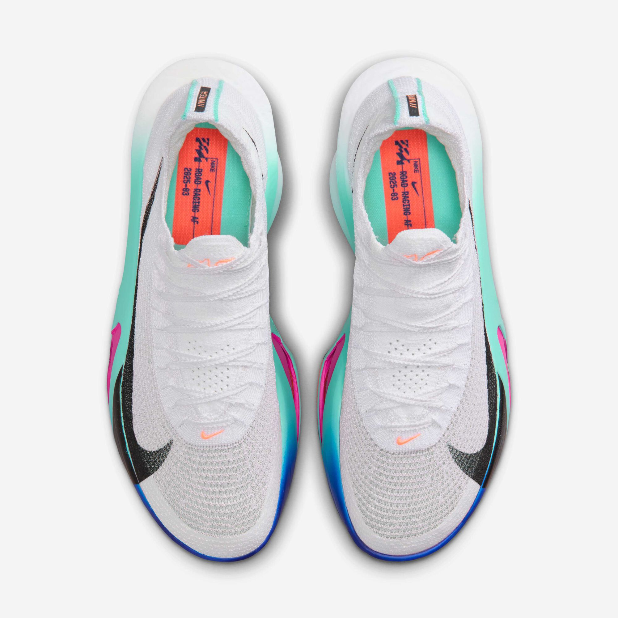 حذاء سباق الطرق للرجال من نايكي ألفافلاي 3 بتصميم احترافي وخفة مميزة Nike Alphafly 3