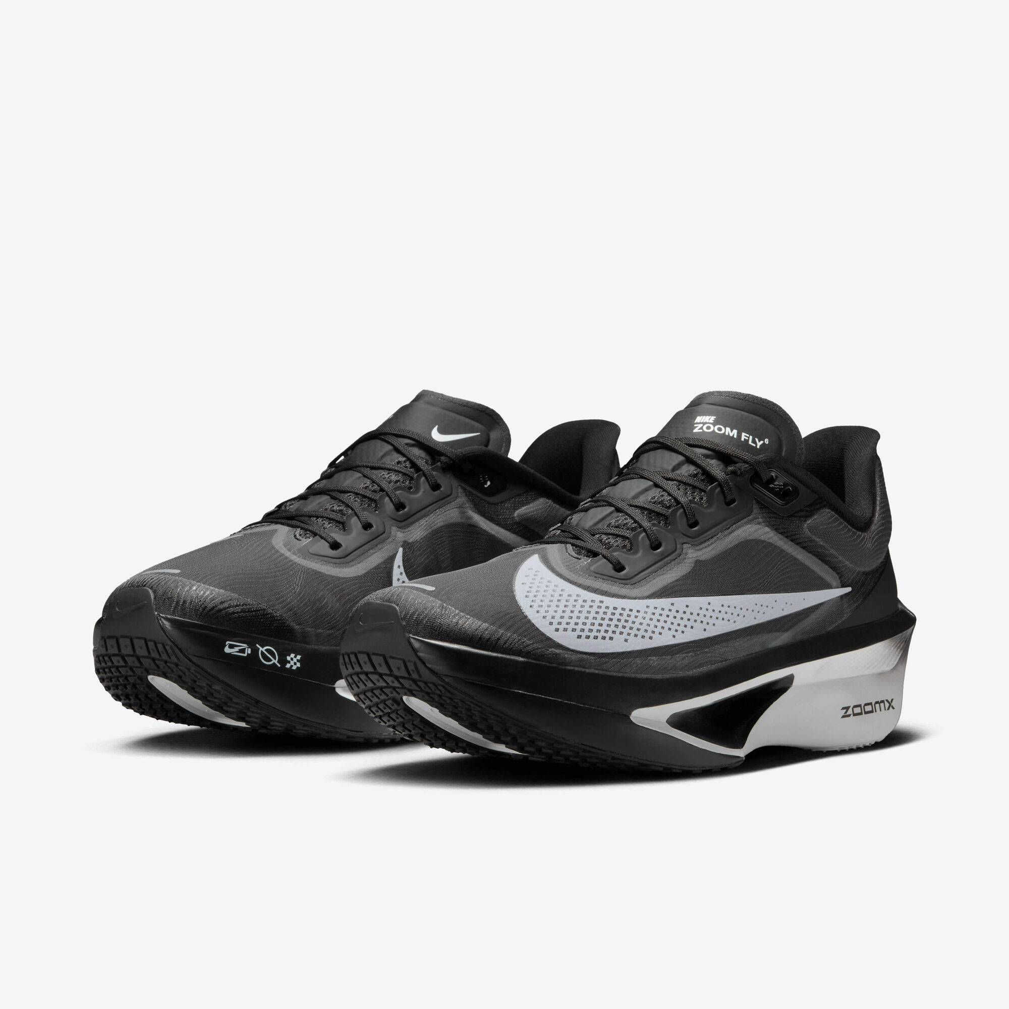 حذاء سباق الطرق للرجال من نايكي زووم فلاي 6 بتصميم خفيف وأداء مميز Nike Zoom Fly 6