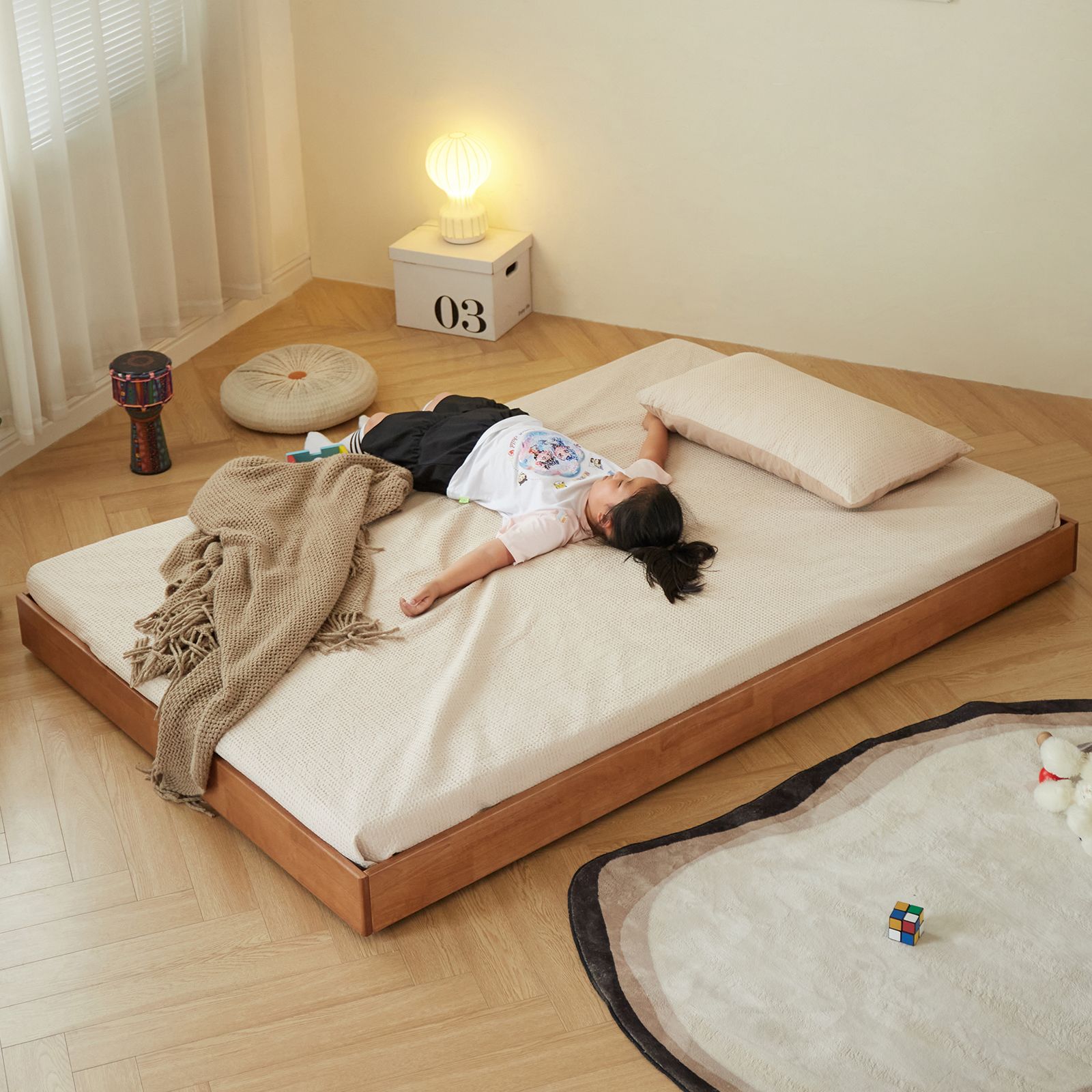 錦木-木製子供用ベッド モンテッソーリ ロータイプベッド 和風畳スタイル ヘッドレス すのこベッド セミダブル 浮いて見えるベッド 低床ベッド