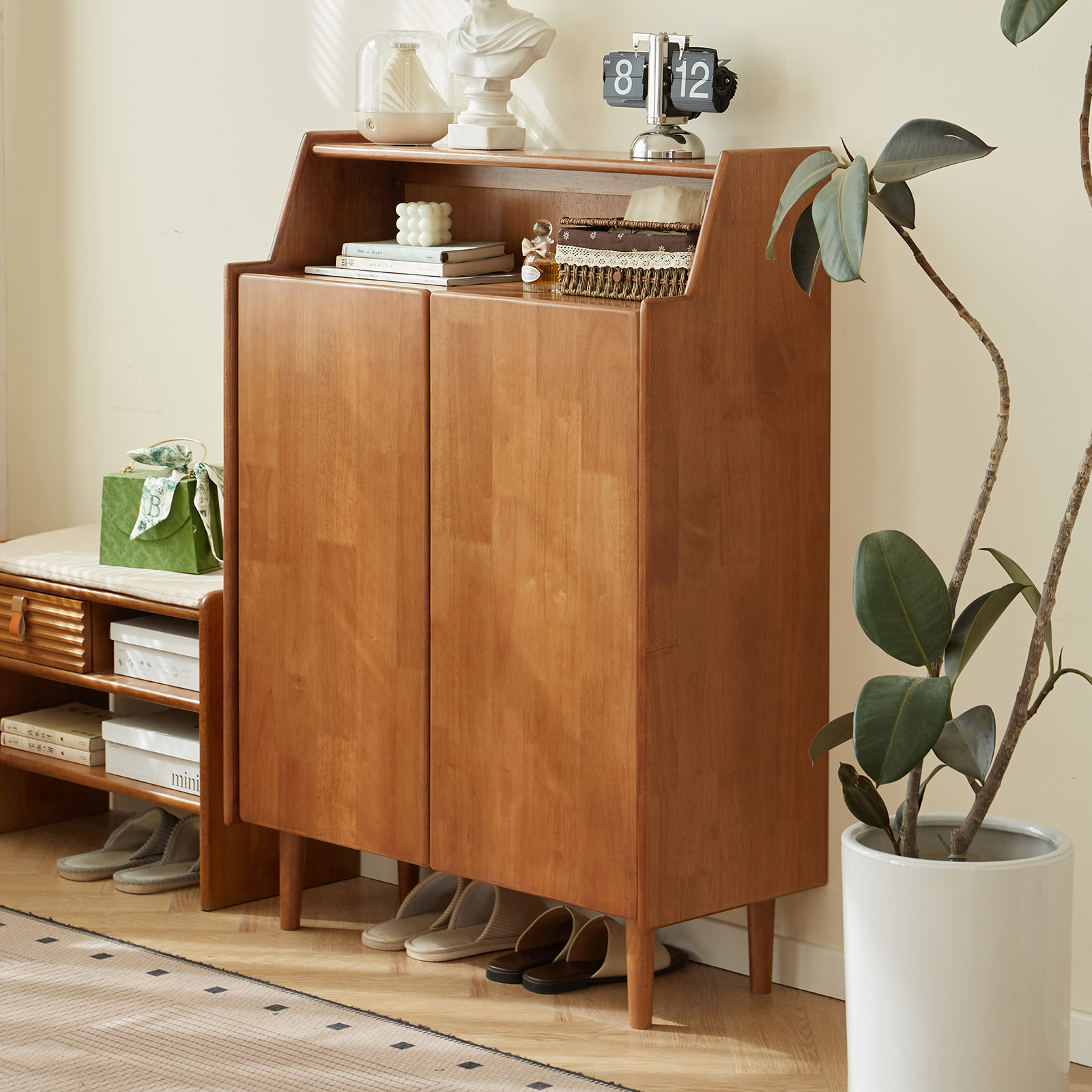 錦木-木製シューズラック 家庭用玄関収納 大容量 壁際一体型シューズ収納キャビネット リビング玄関キャビネット靴箱 / シューズボックス