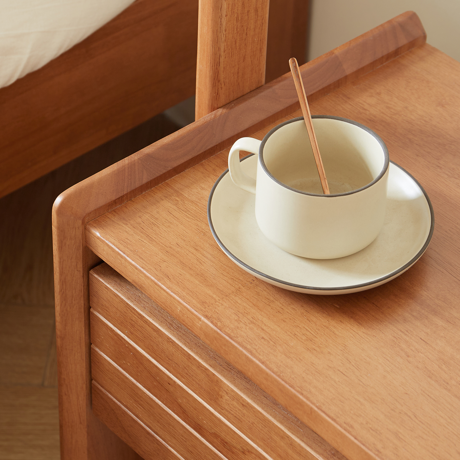 錦木-無垢材ハンガーラック 置き型 寝室・子供部屋用 収納付きキャスター付きワゴン 衣類掛け＆小物収納 縦型ラックハンガーラック