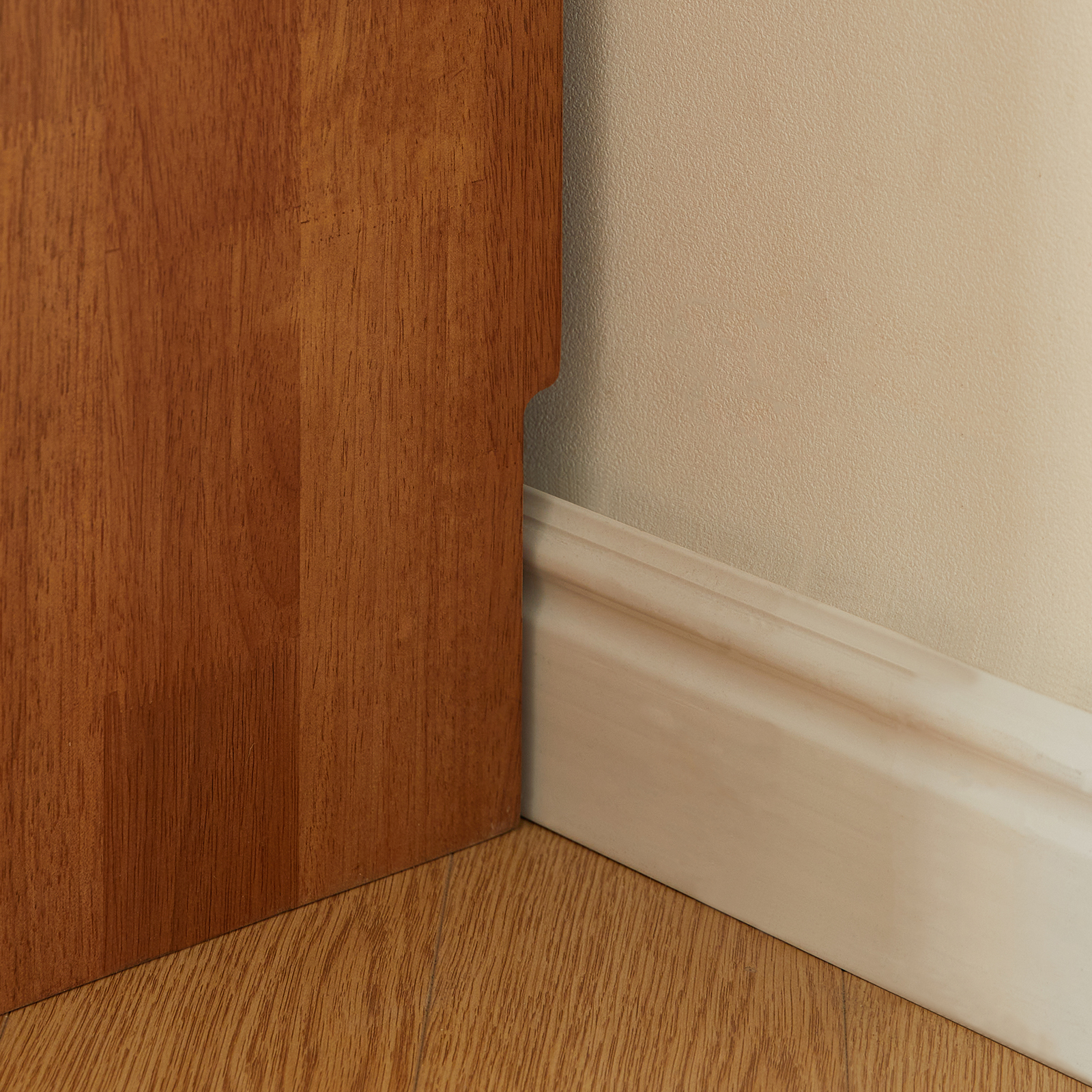 錦木-天然木製の低い本棚｜リビング用床下収納棚 ラック型テレビボード 家庭用ダイニングサイドボード