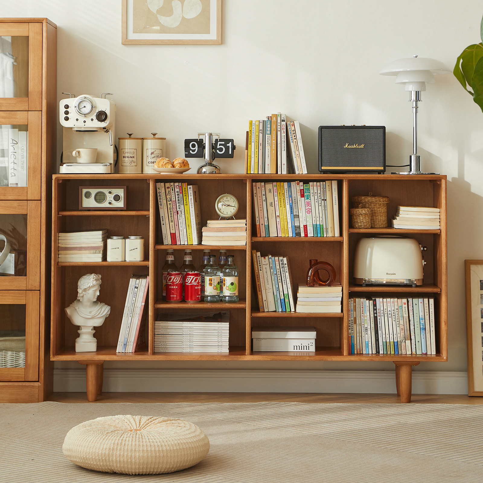 錦木-木製ロータイプ本棚 壁際 リビング収納ラック ベッドルーム収納キャビネット 家庭用 組み合わせ可能なキューブラック 展示棚本棚