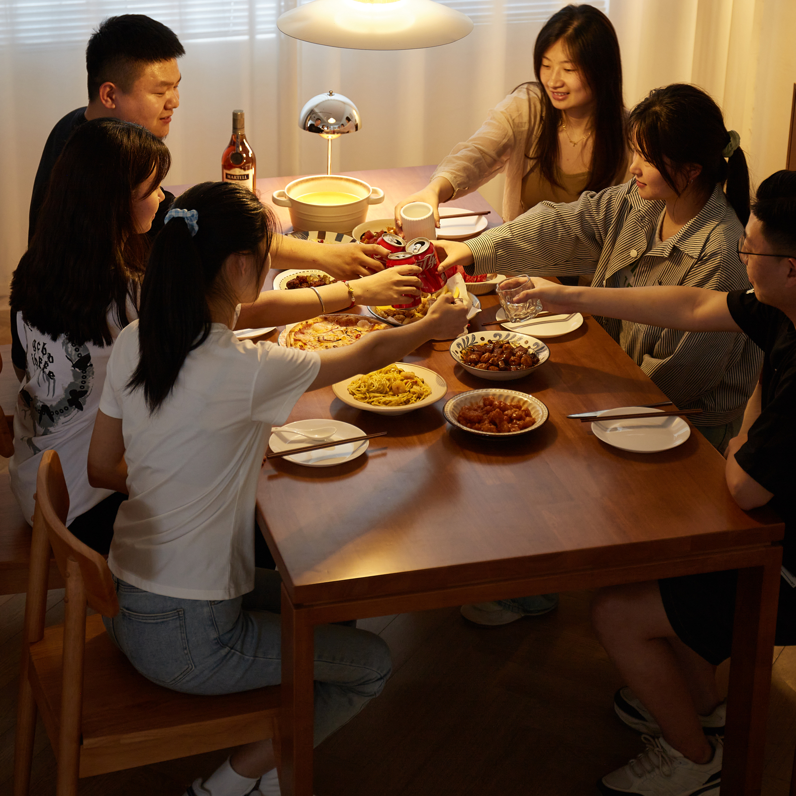 錦木-チェリーウッド風 北欧風ダイニングテーブルセット 長方形 木製 一人暮らし・ファミリー向け ミニマルデザインダイニングテーブル