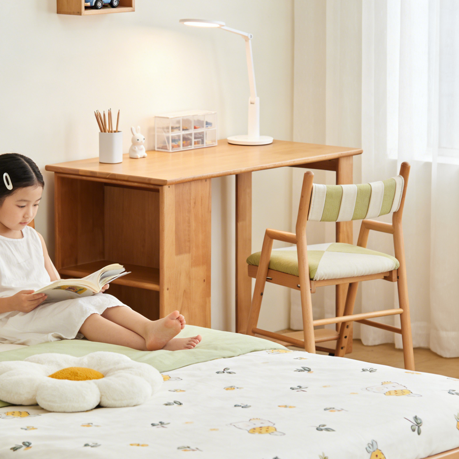 錦木-無垢材デスク 本棚・収納一体型 キャスター付き 寝室用 パソコンデスク 学習机 省スペース シンプルデスク / 学習机