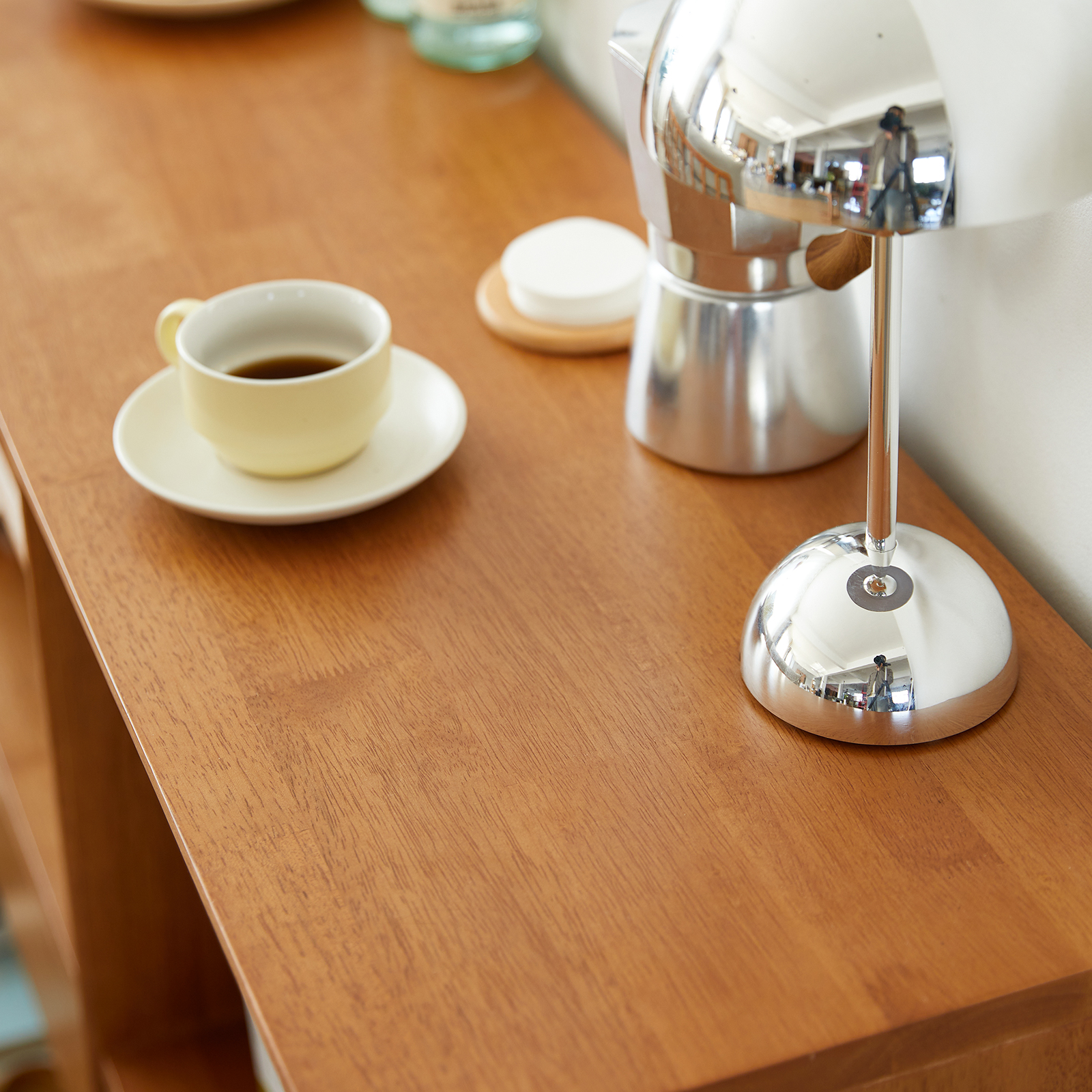 錦木-天然木製の低い本棚｜リビング用床下収納棚 ラック型テレビボード 家庭用ダイニングサイドボード