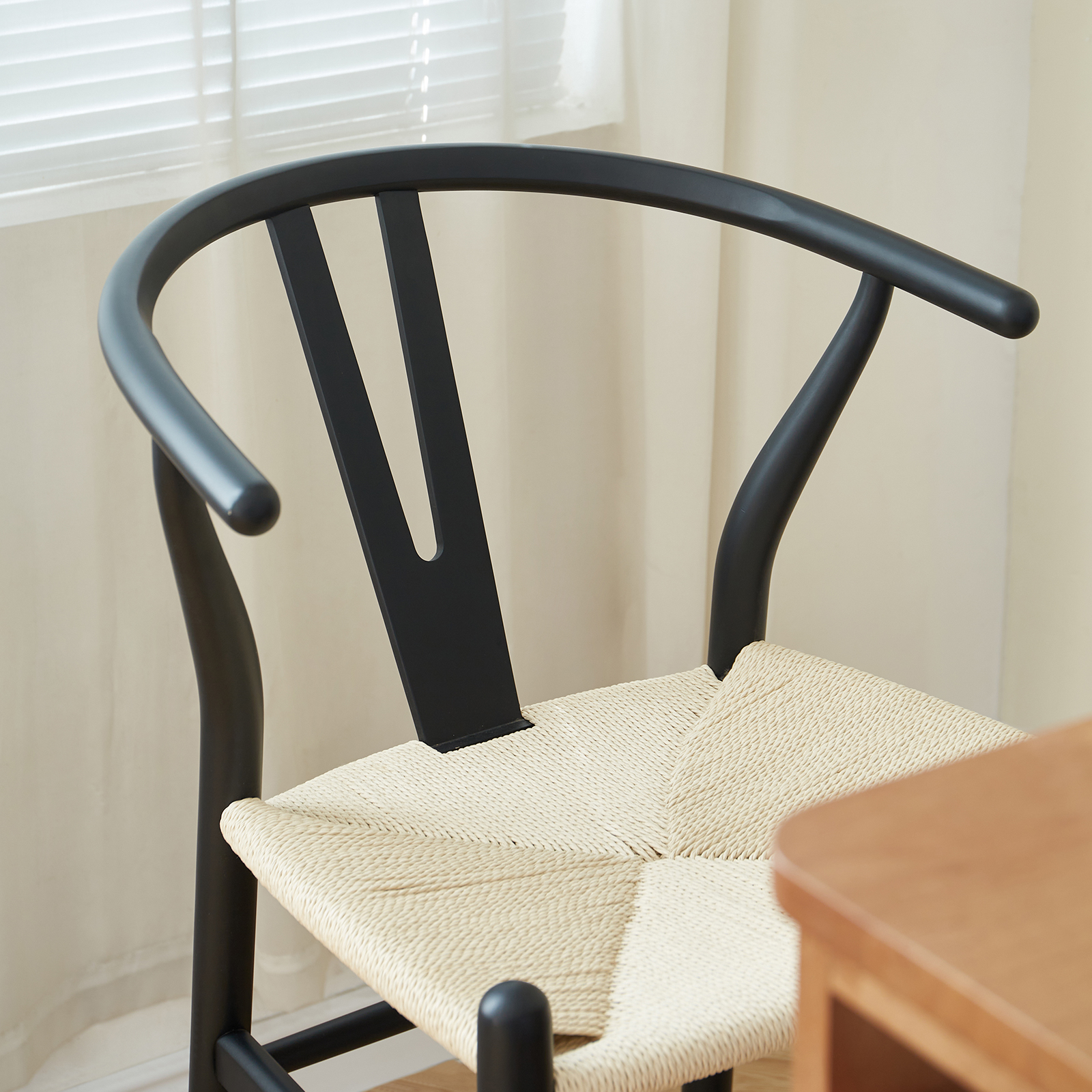 錦木-無垢材使用 背もたれ付きバーチェア コード編みデザイン 肘掛け付きハイチェア モダンシンプル ブラックイス / 学習イス