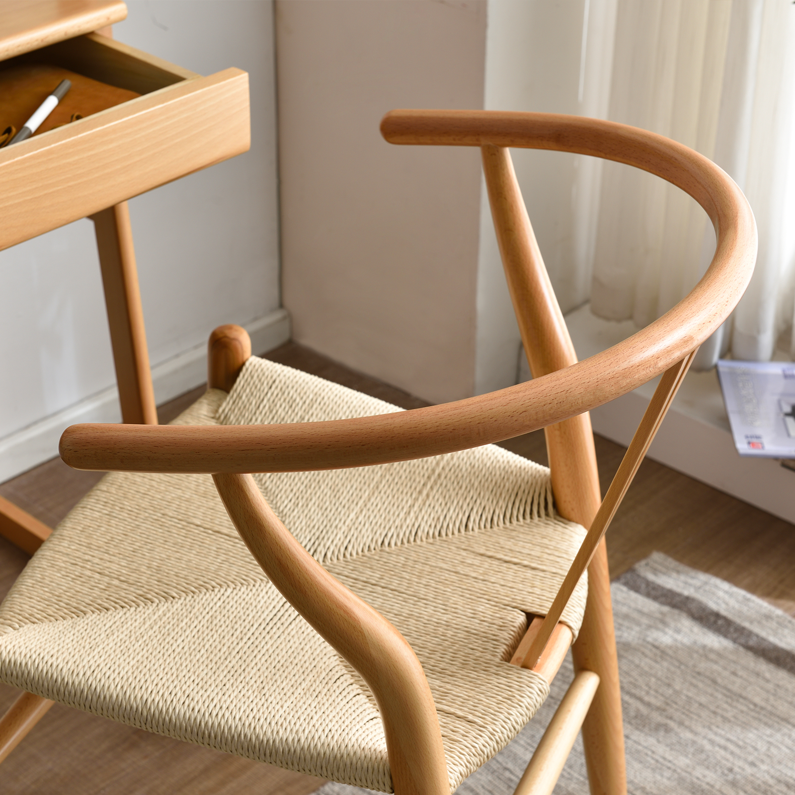 錦木-無垢材使用 背もたれ付きチェア ブナ材ダイニングチェア Yチェア 書斎チェア ミッドセンチュリースタイル 家庭用ラウンドチェアイス / 学習イス