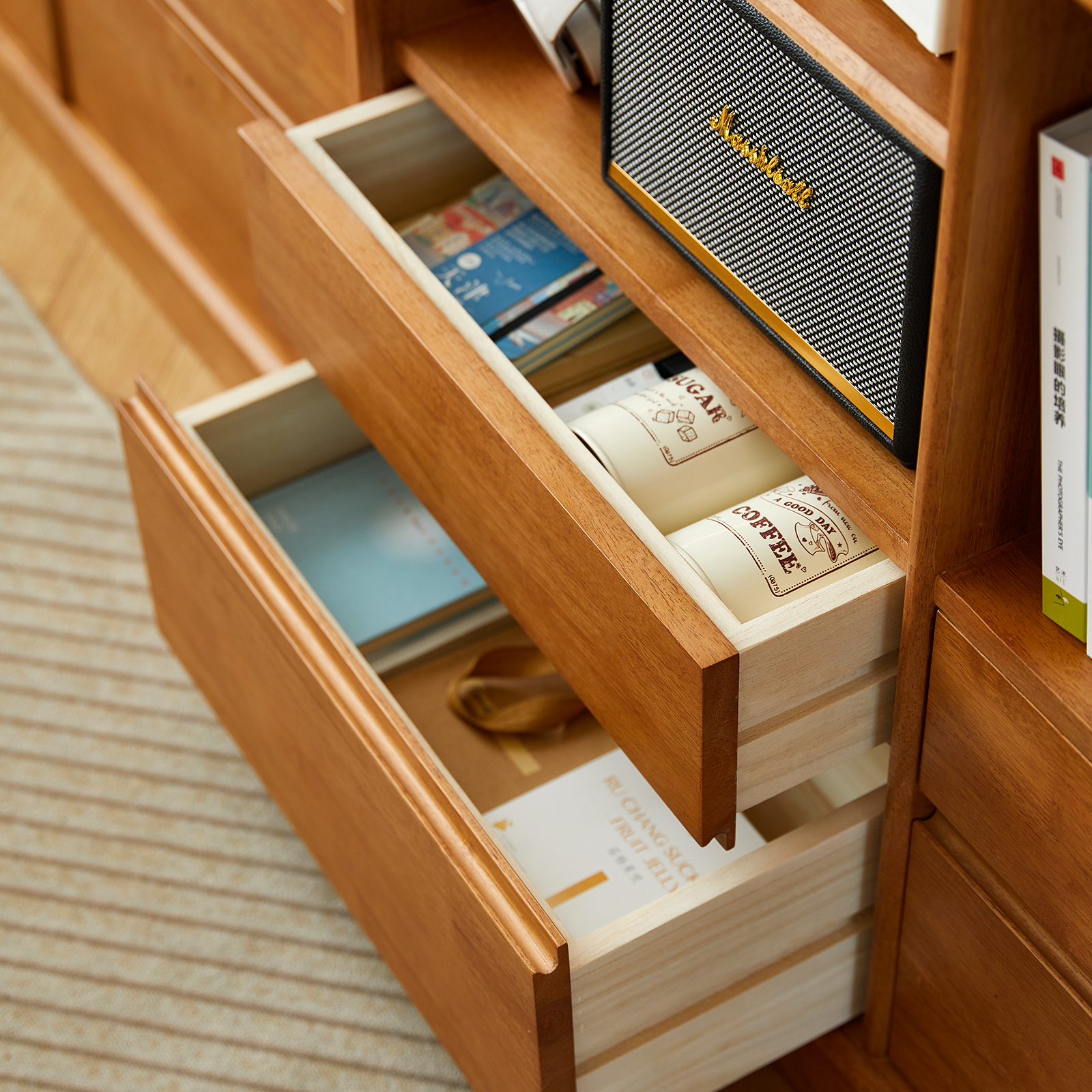 錦木-天然木製の低い本棚｜リビング用床下収納棚 ラック型テレビボード 家庭用ダイニングサイドボード
