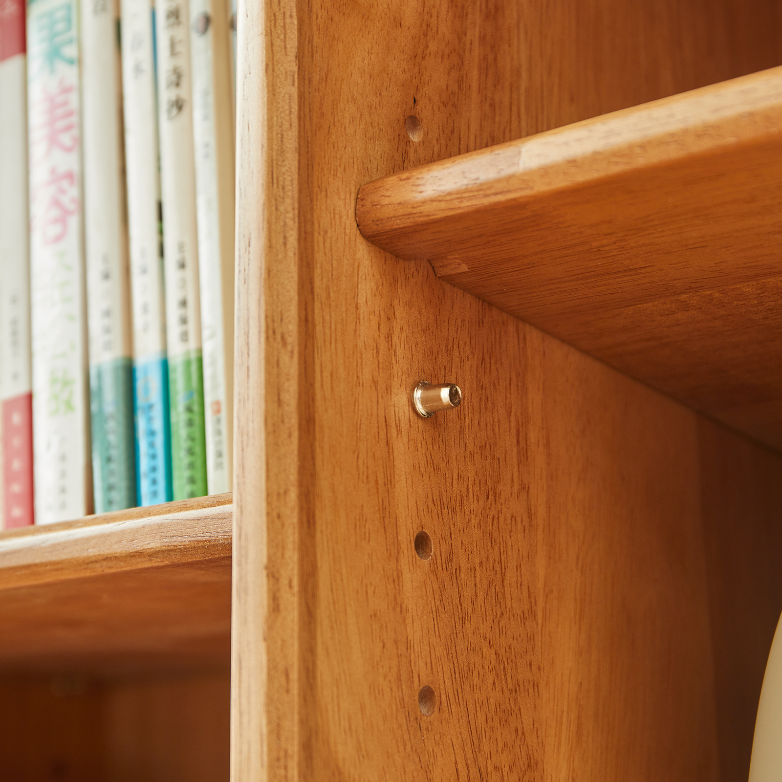 錦木-木製ロータイプ本棚 壁際 リビング収納ラック ベッドルーム収納キャビネット 家庭用 組み合わせ可能なキューブラック 展示棚本棚