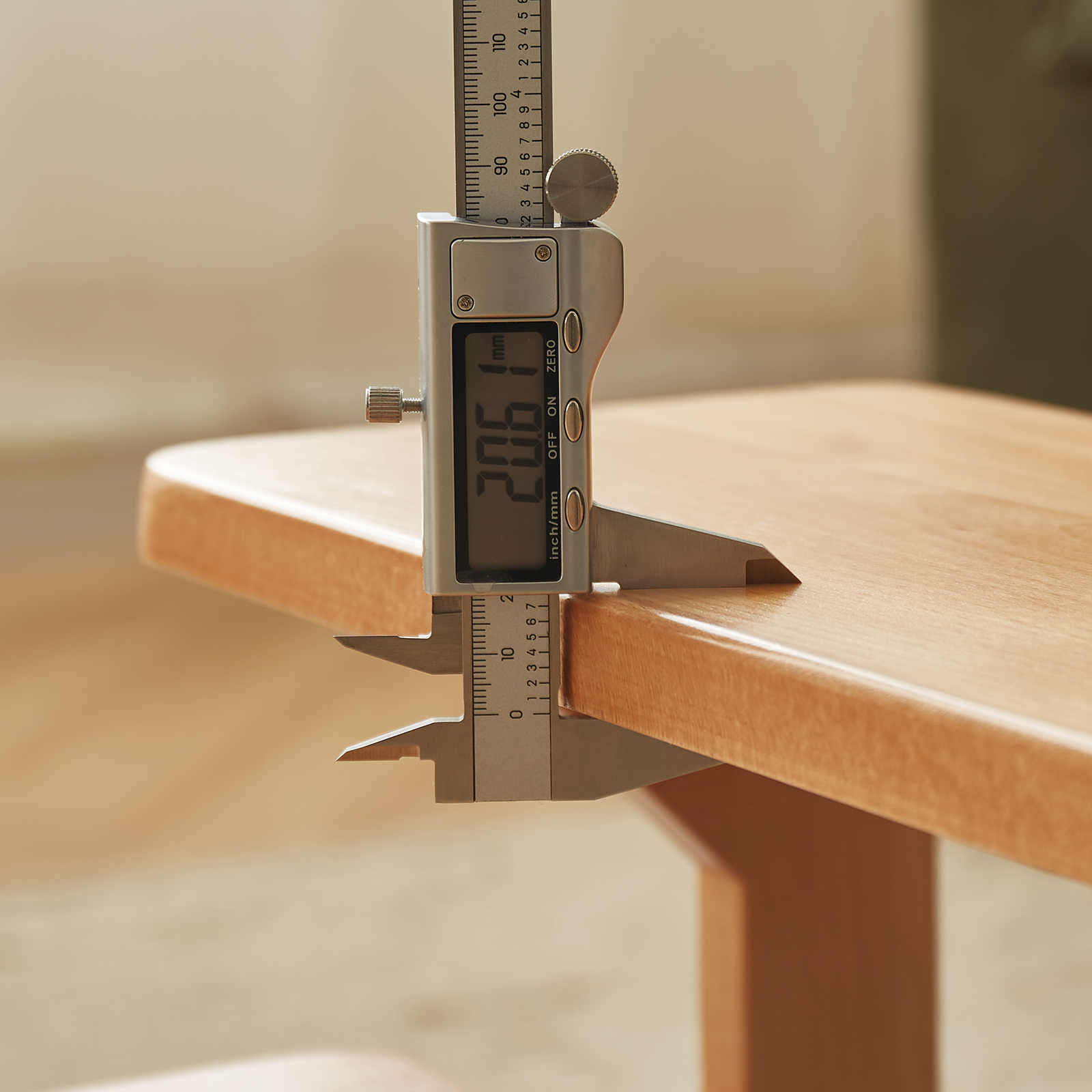 錦木-木製多機能スツール 踏み台兼用 ダイニングチェア キッチンスツール 子ども用スツール カウンタースツール 折りたたみ式 強化設計ダイニングベンチ