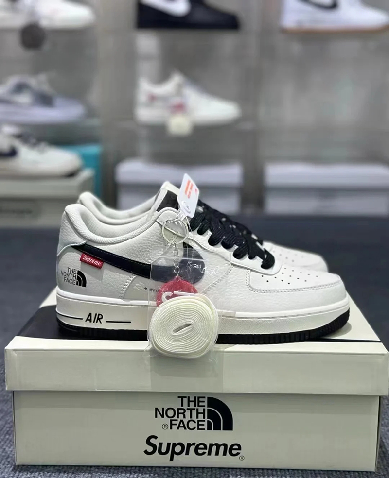 スニーカー コラボ ナイキ コラボ  Air Force 並行輸入品 スポーツシューズ メンズ レディース 運動靴