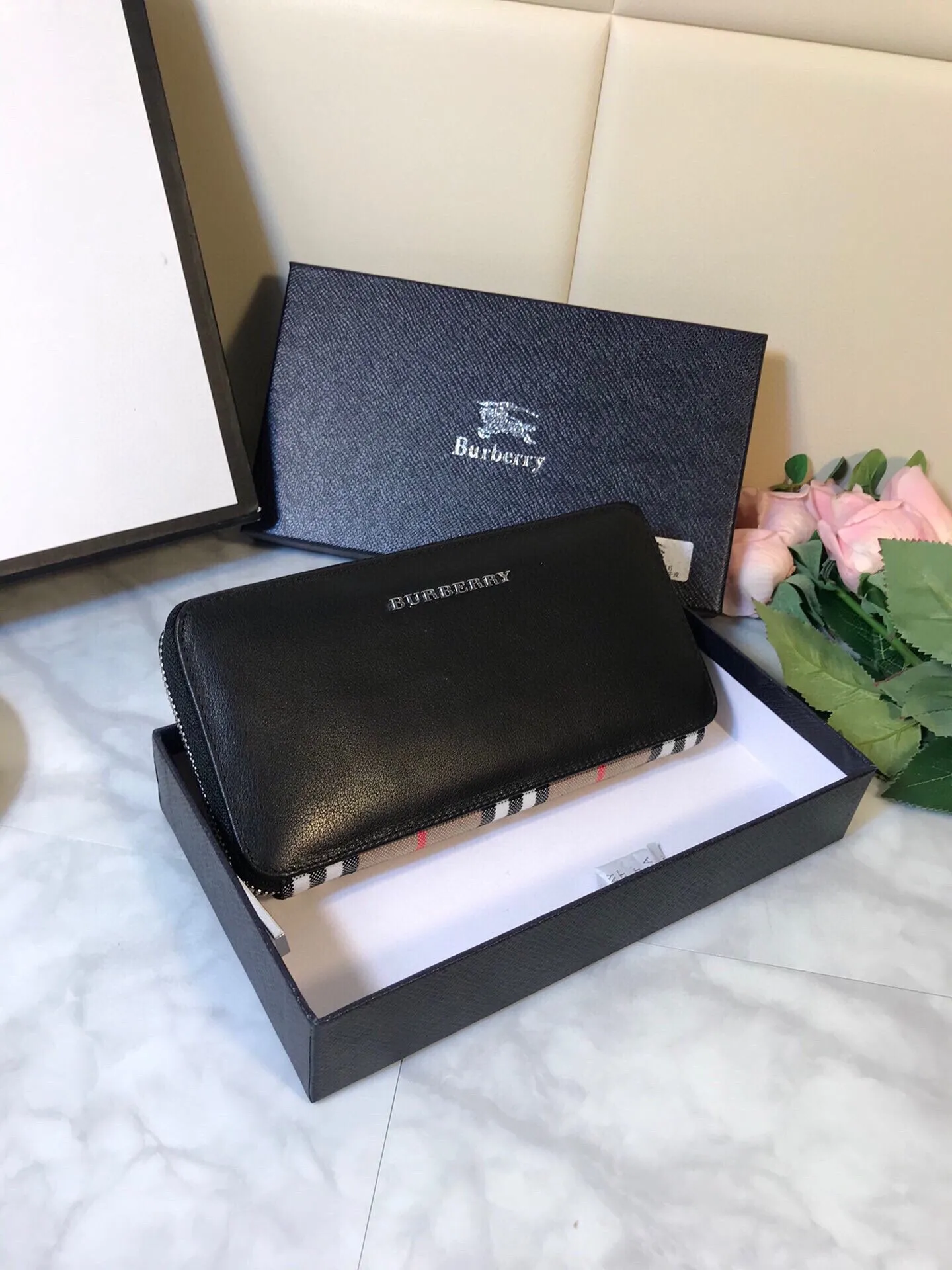 Burberry （バーバリー） 財布 20*10cm