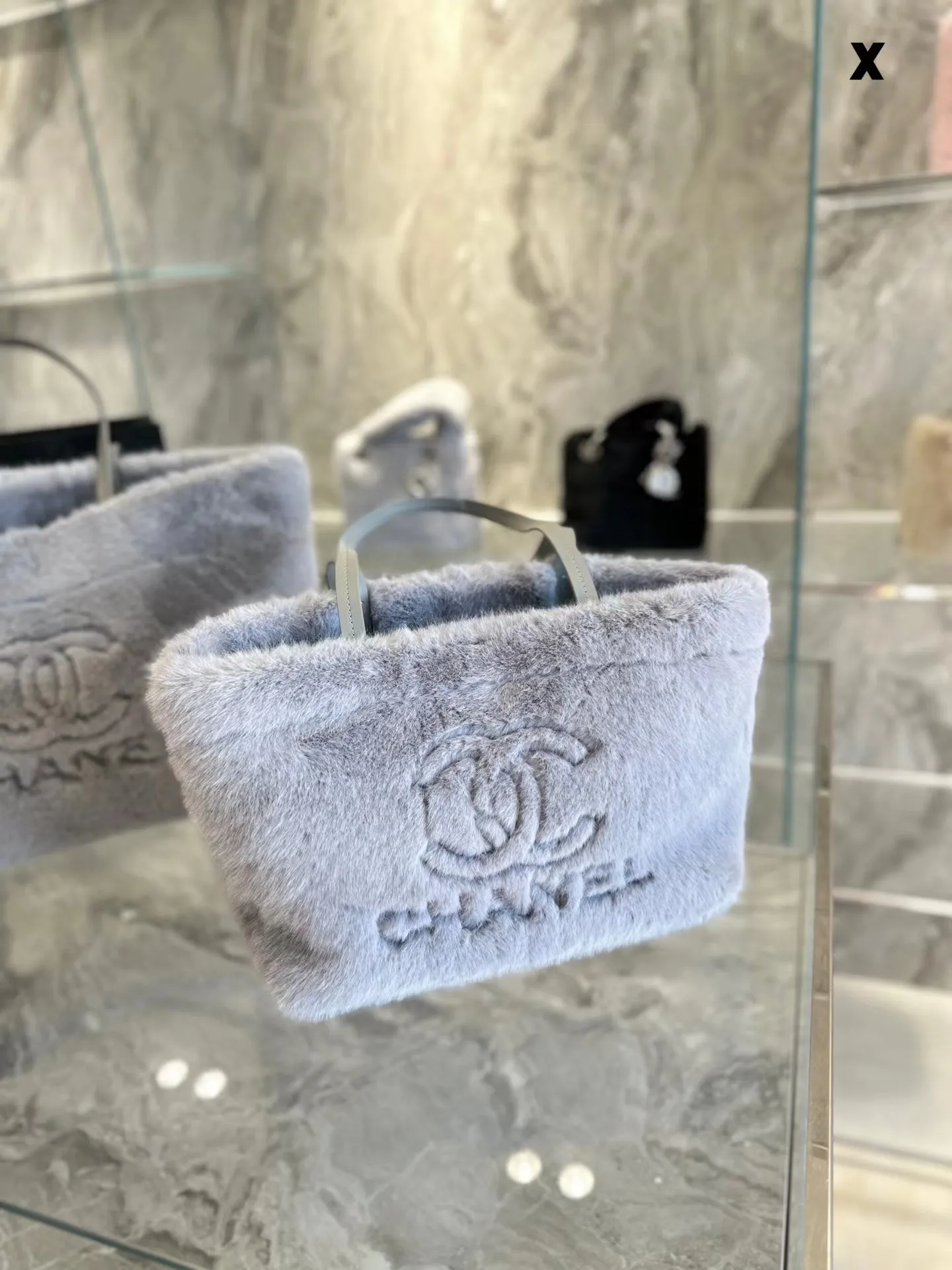 Chanel 冬のスタイル ぬいぐるみ ハンドバッグ