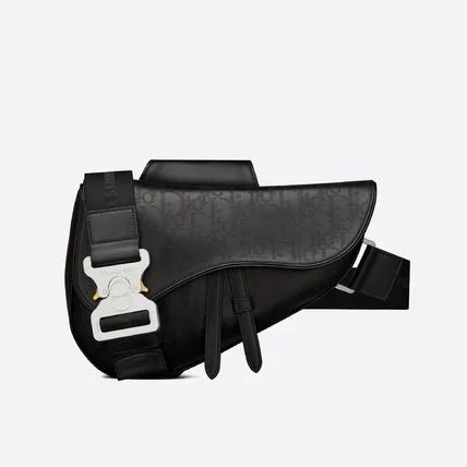 DIOR秋冬新作♪SADDLE バッグ
