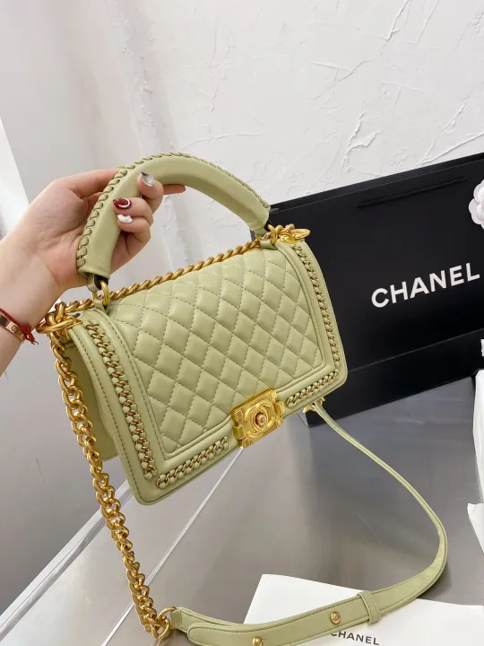 CHANEL （シャネル） メッセンジャーバッグ 24*15cm