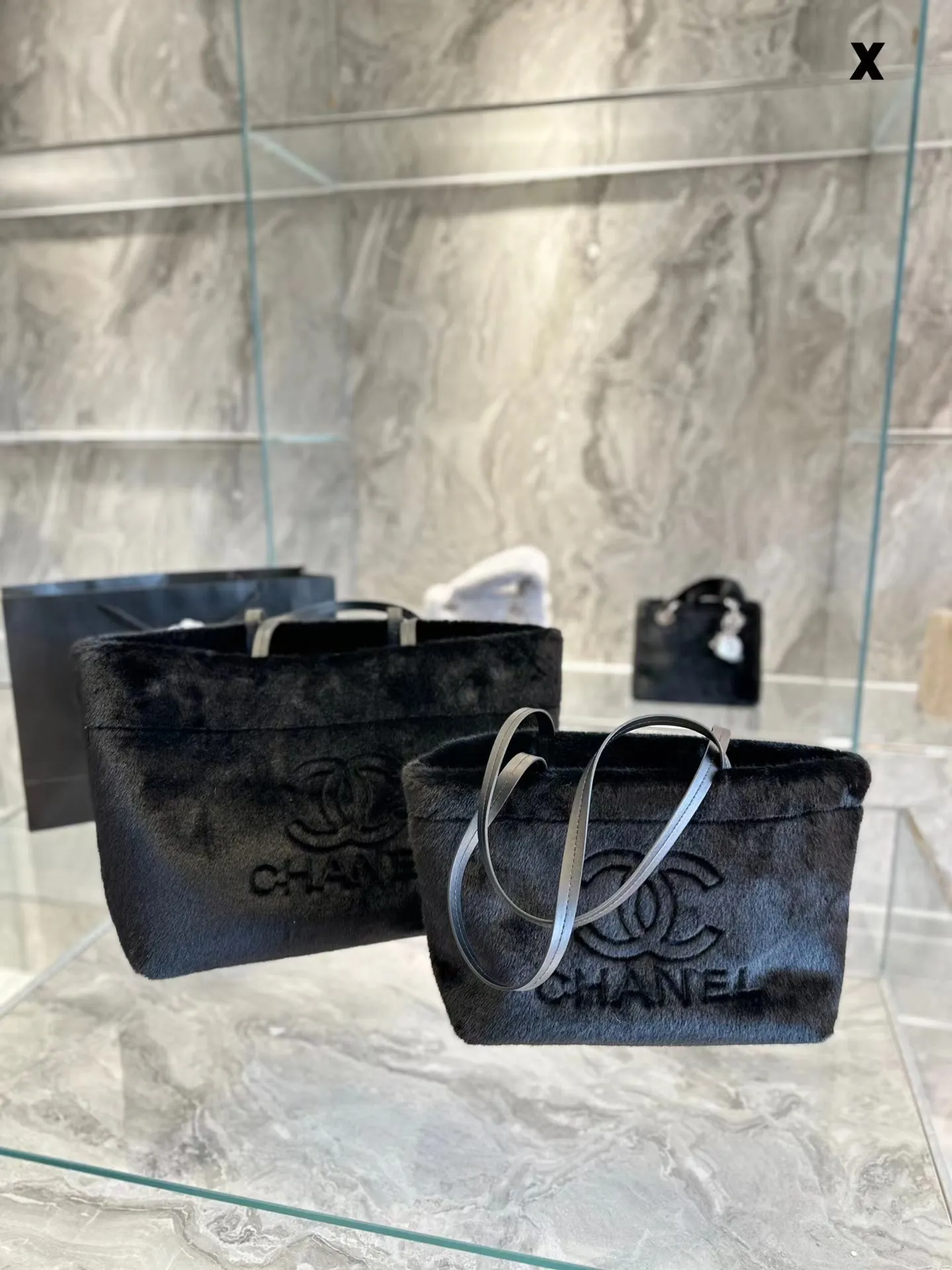 Chanel 冬のスタイル ぬいぐるみ ハンドバッグ