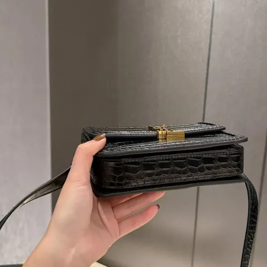 SAINT LAURENT/レザー スモール サッチェルバッグ