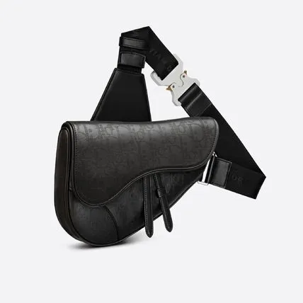 DIOR秋冬新作♪SADDLE バッグ