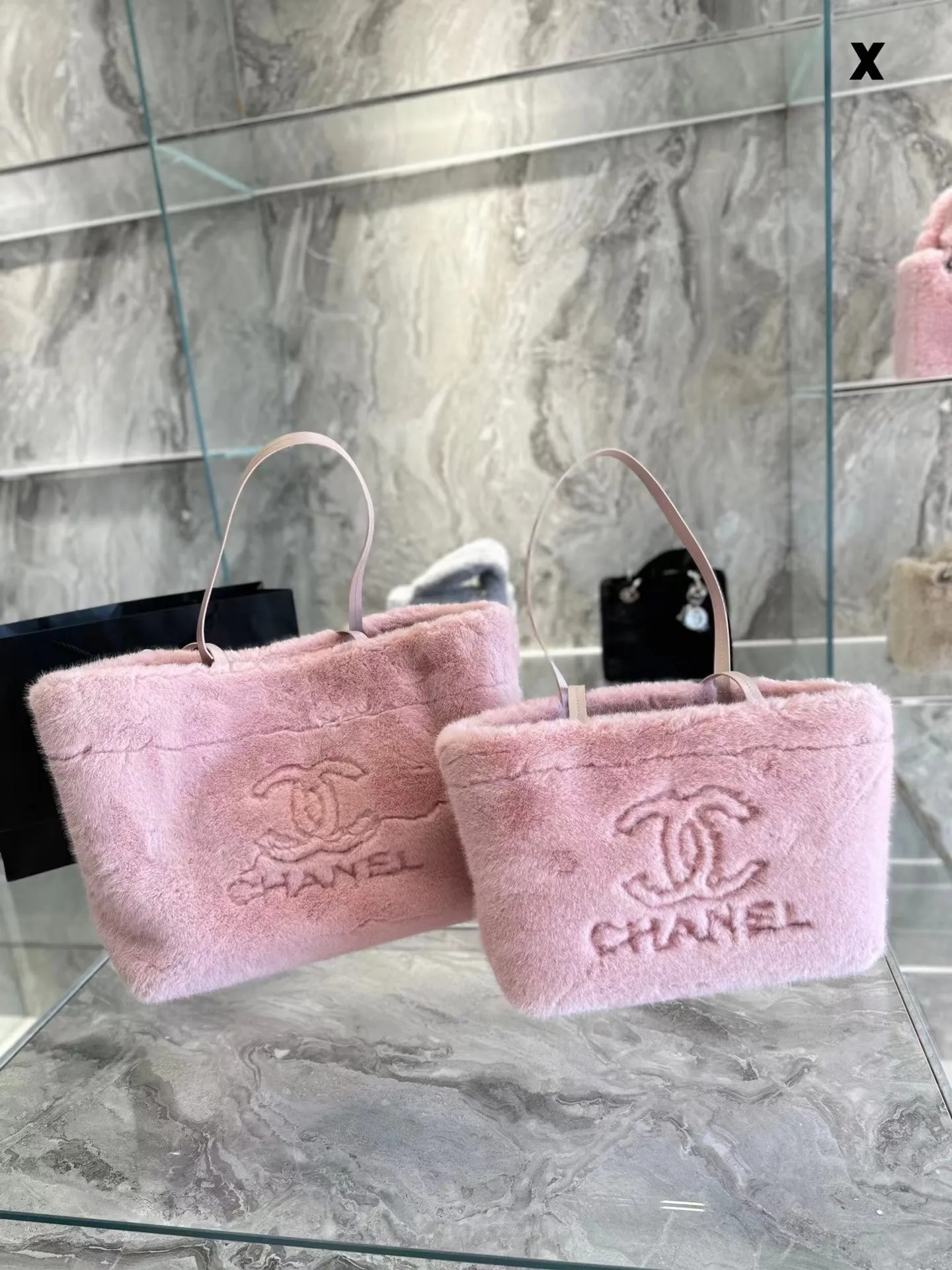 Chanel 冬のスタイル ぬいぐるみ ハンドバッグ