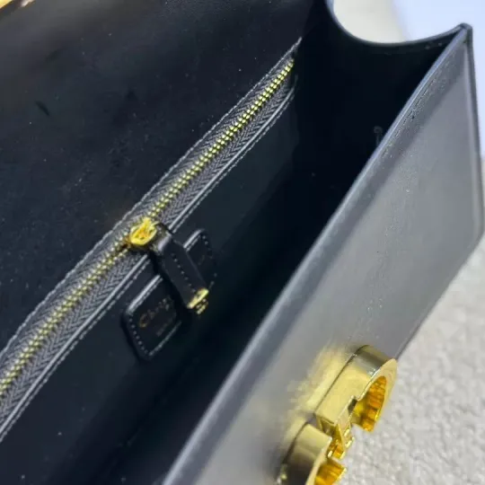 Dior Montaigneモンタン30モデル