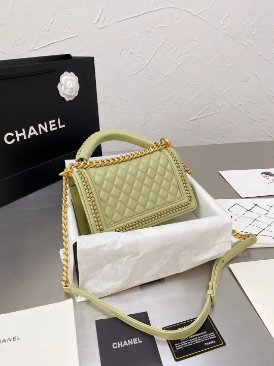 CHANEL （シャネル） メッセンジャーバッグ 24*15cm