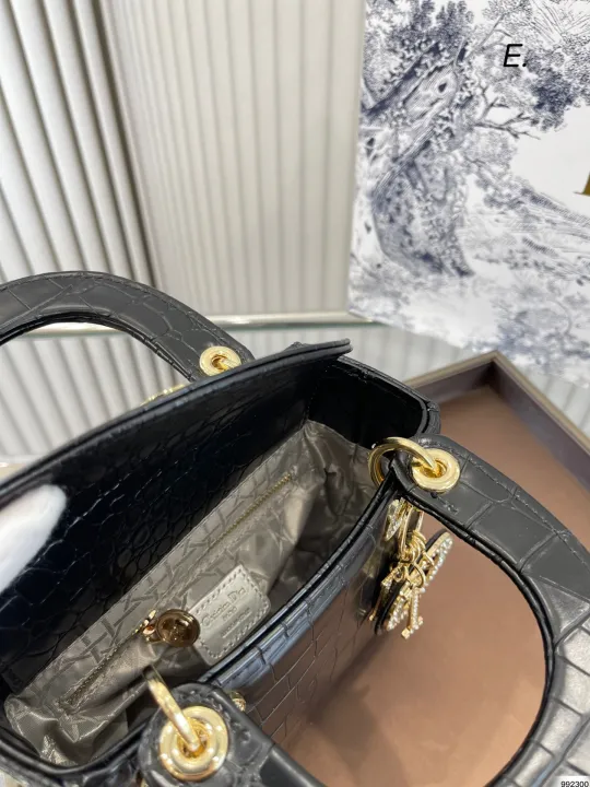 累積売上総額第１位 Diorダイアモンドバッグ♥️