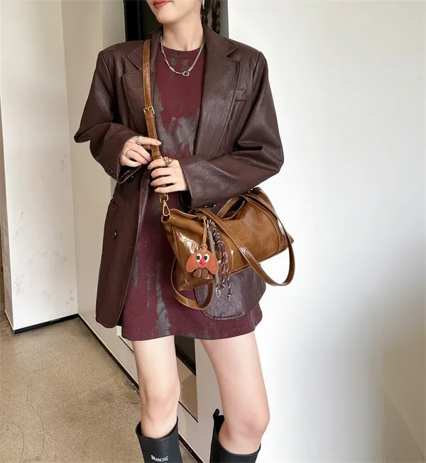 復古真皮包包女小衆設計油蠟皮大容量腋下托特斜挎包