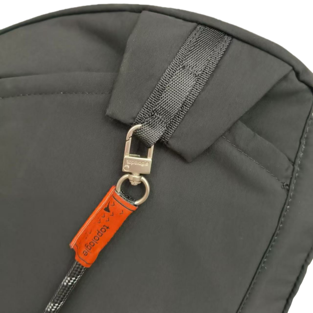 Topologie トポロジー Sling messenger トライアングル メッセンジャーバッグ 斜め掛けバッグ ラージ/スモール