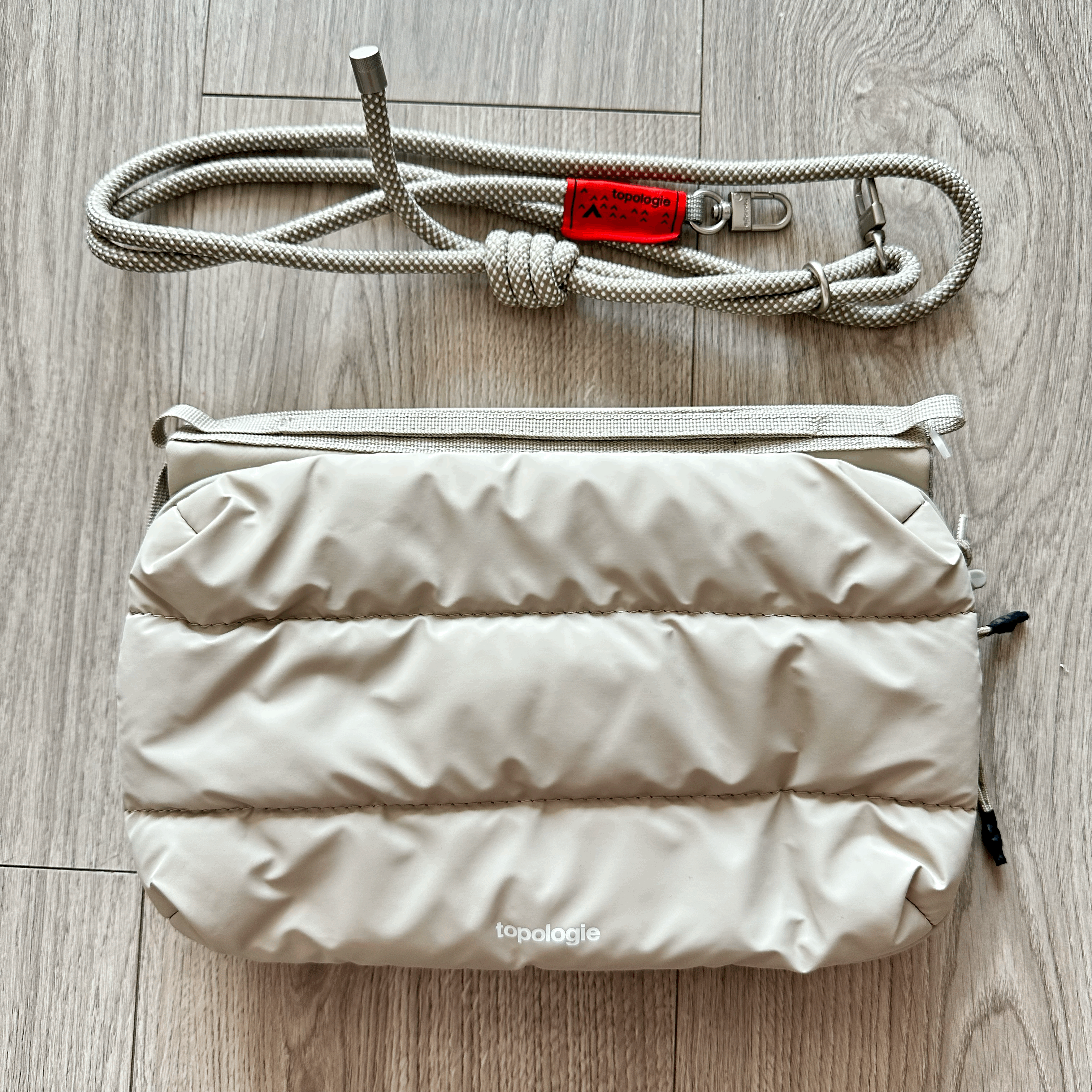 Topologie トポロジー　ショルダーバッグ Bottle Sacoche Large ボトルサコッシュ ラージ スリングバッグ ブラック グリーン メンズ レディース 大容量