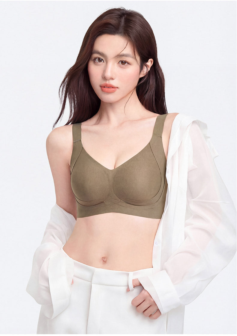 大きい サイズ ブラ 光沢のある生地でキラキラと光る美しさ KIMKIM