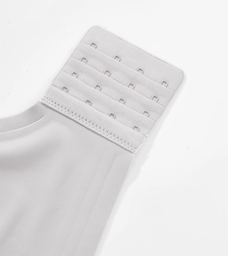 胸が小さく見えるブラ 自由に調整でき ヴェーミア