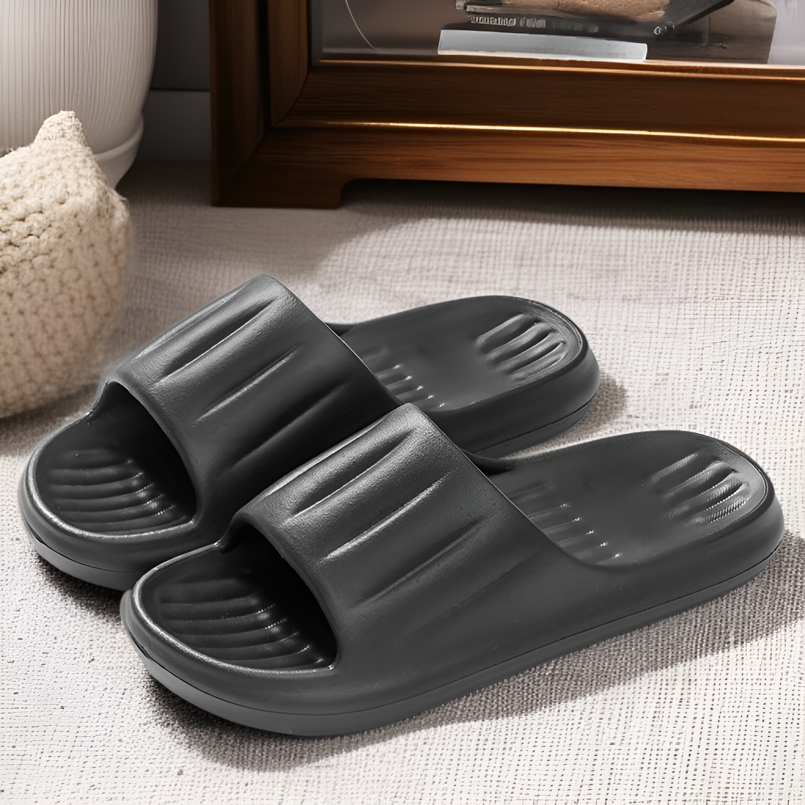 防滑拖鞋適合全家人使用