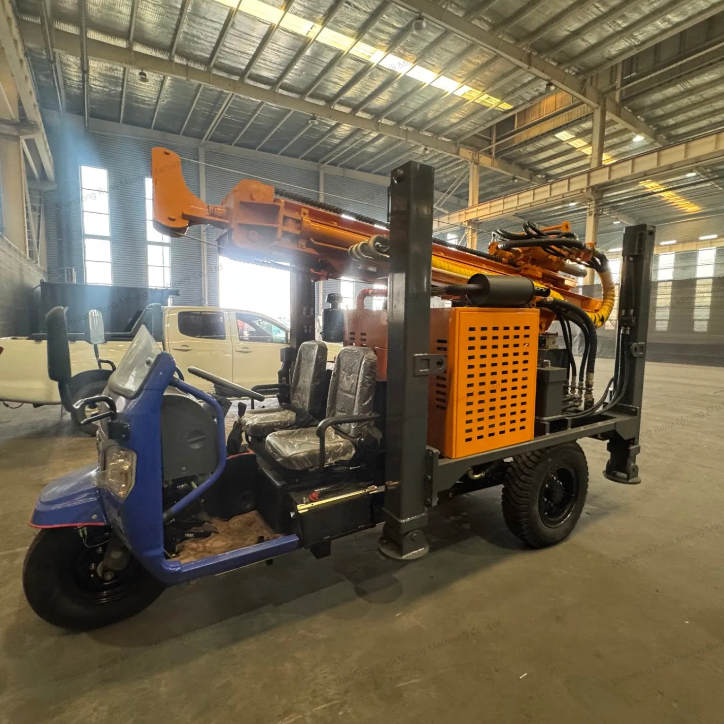 200m Full Hydraulic Portable Borehole Drilling Machine Tricycle Three-Wheeled Water Well Drilling Machine DTH Mud Pump Drilling Water Hole Drilling Machine