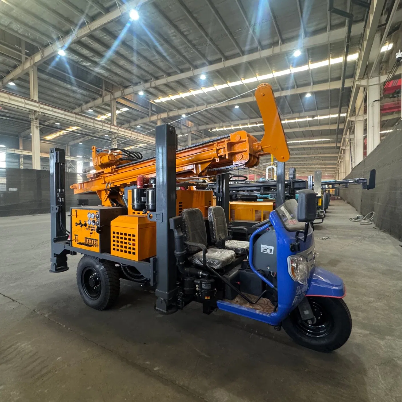 200m Full Hydraulic Portable Borehole Drilling Machine Tricycle Three-Wheeled Water Well Drilling Machine DTH Mud Pump Drilling Water Hole Drilling Machine