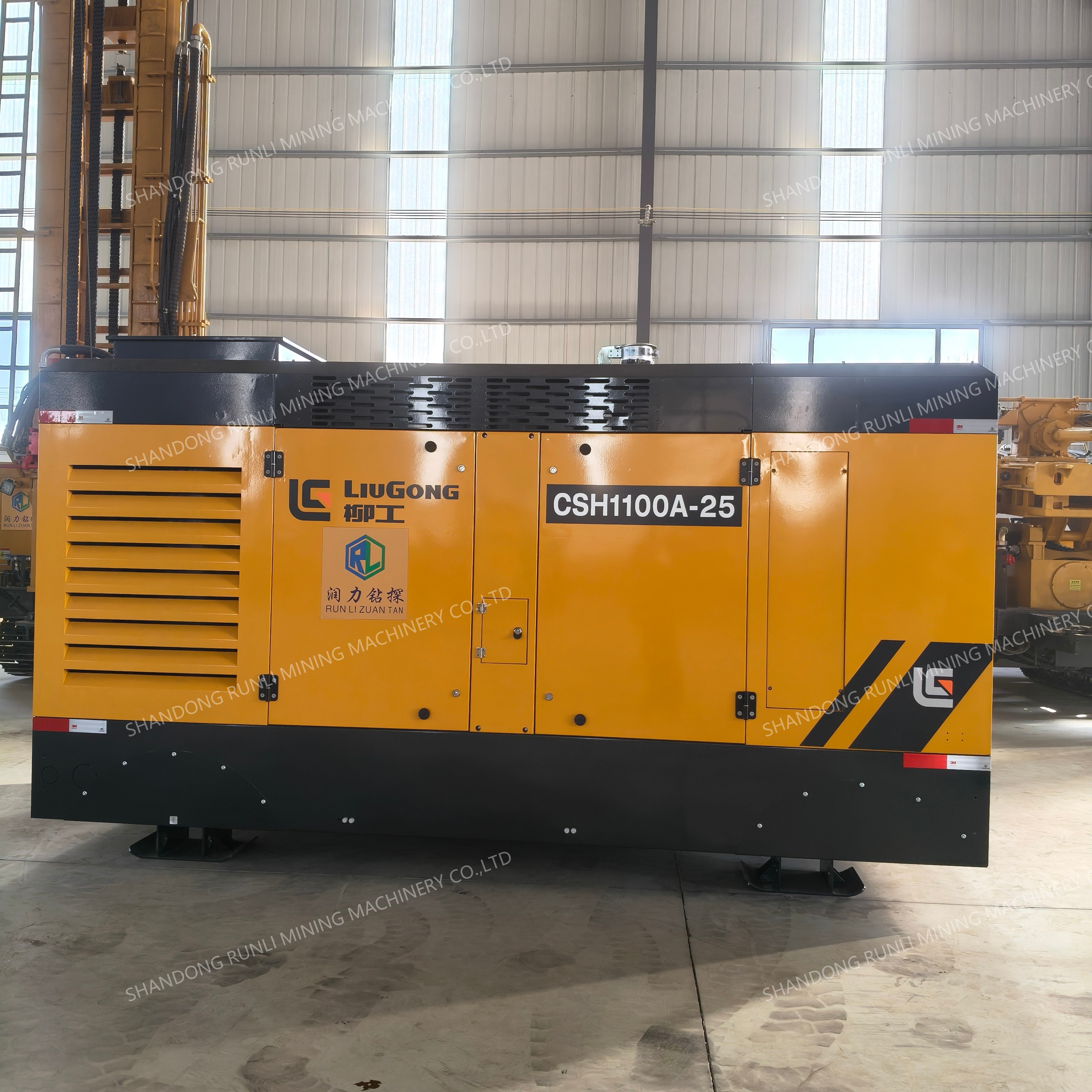 Factory Direct Sales 200m/300m/400m Crawler Test Water Well Drilling Rig Machine with DTH and Mud Pump Drilling Machine De Forage De Puits