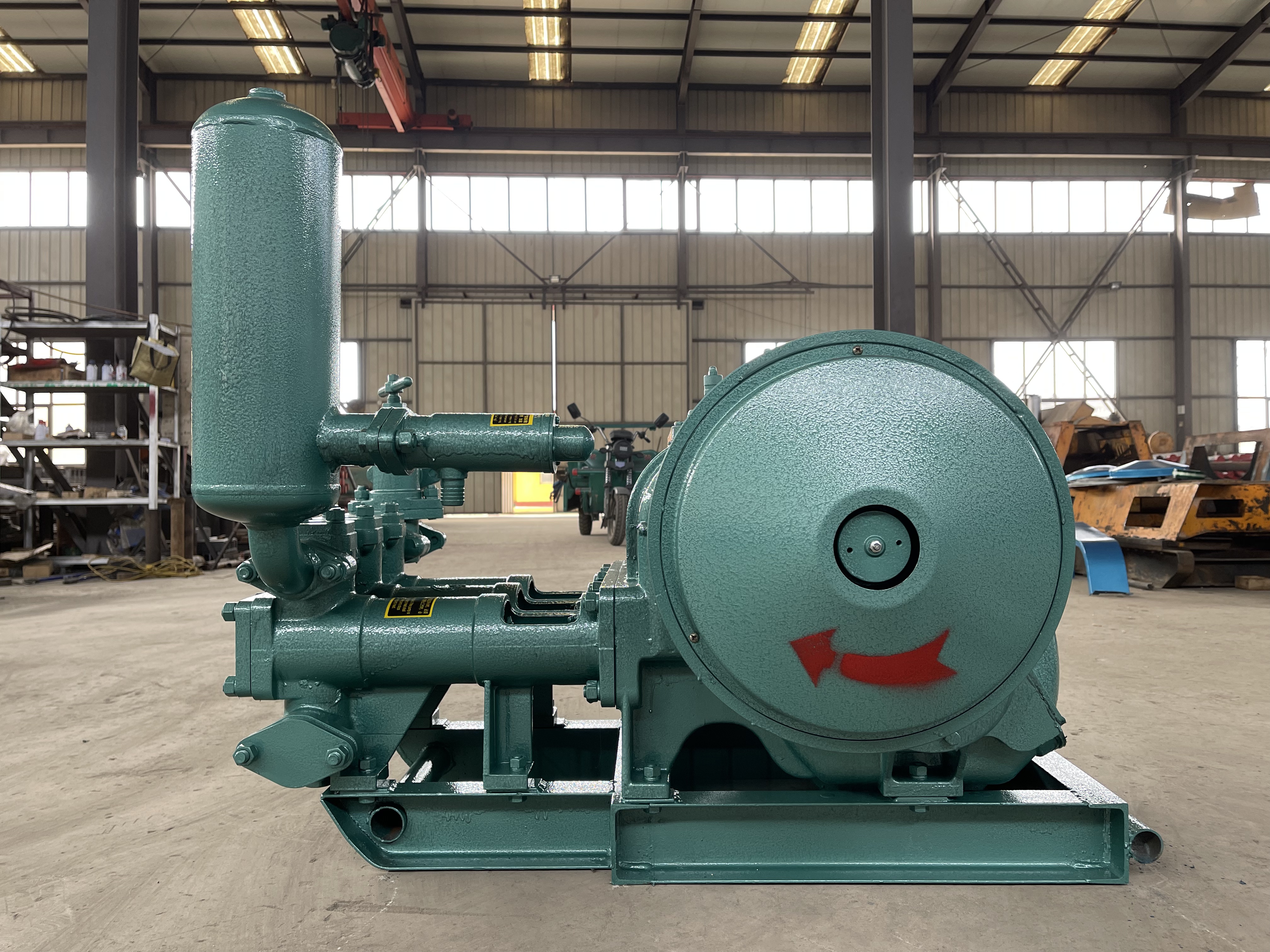 Factory Direct Sales 200m/300m/400m Crawler Test Water Well Drilling Rig Machine with DTH and Mud Pump Drilling Machine De Forage De Puits