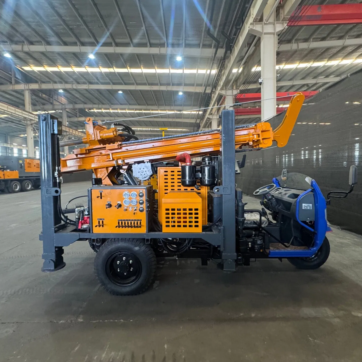 200m Full Hydraulic Portable Borehole Drilling Machine Tricycle Three-Wheeled Water Well Drilling Machine DTH Mud Pump Drilling Water Hole Drilling Machine