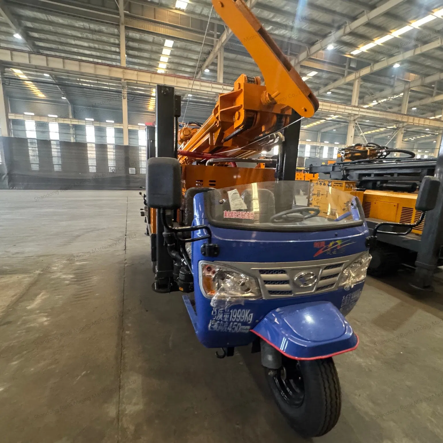 200m Full Hydraulic Portable Borehole Drilling Machine Tricycle Three-Wheeled Water Well Drilling Machine DTH Mud Pump Drilling Water Hole Drilling Machine