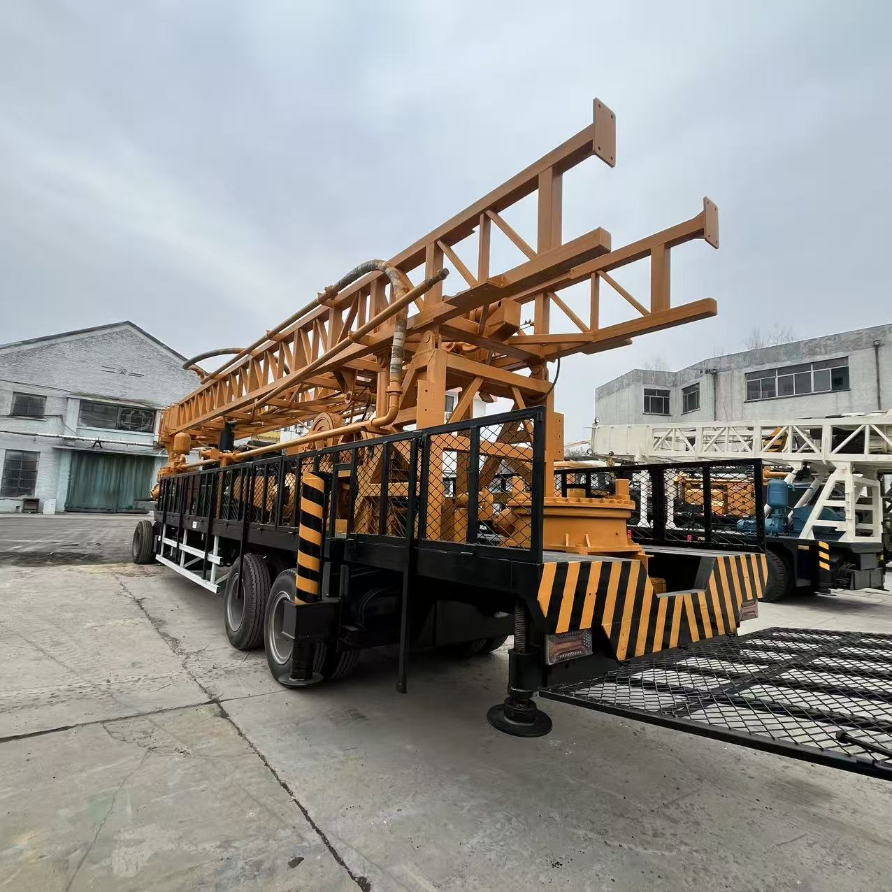 (RL1000) 1000m Depth Fully Hydraulic Diesel Engine Water Pump Borehole Drill Rig Hydraulic Rotary Truck Tractor Mounted Drilling Rig Trailer Drilling Rig
