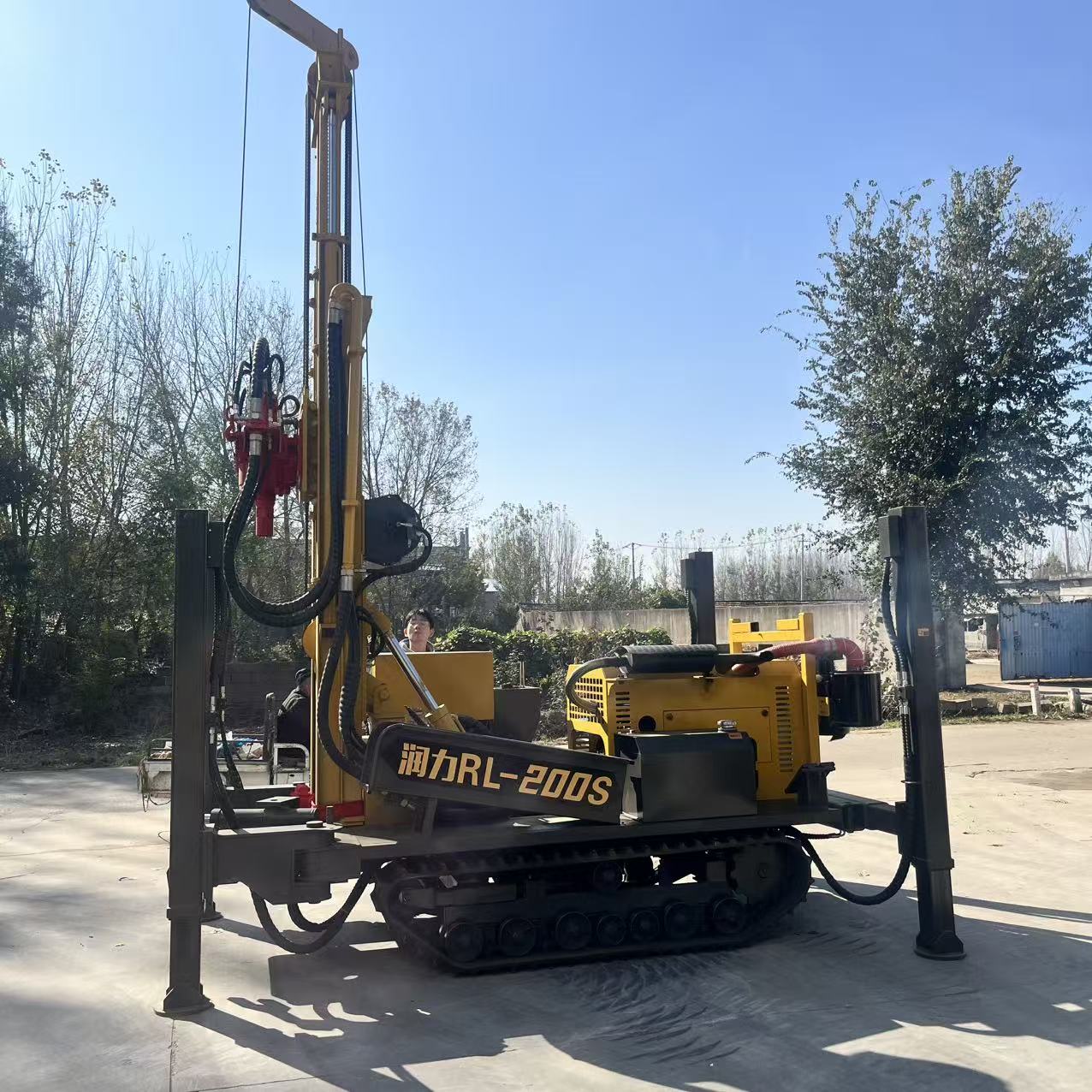 RL200S 200m Crawler Fully Hydraulic Diesel Borehole Roatry Drilling Rig Small Portable Water Well Drilling Digging Machine De Forage De Puits