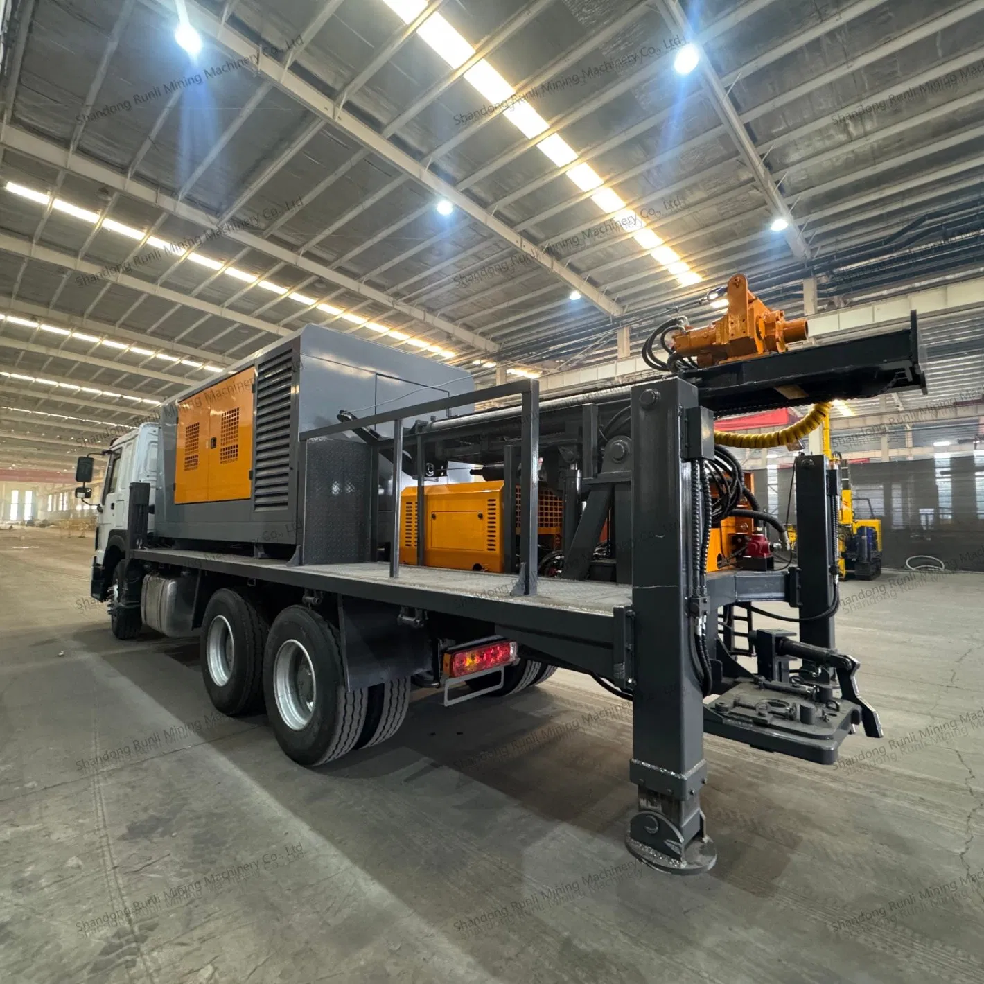 Factory Price 300m Depth Truck Mounted Truck Drilling Rig Price Borehole Well Drilling Machine Rotary Oil Drilling Equipment Water Well Drilling Rig