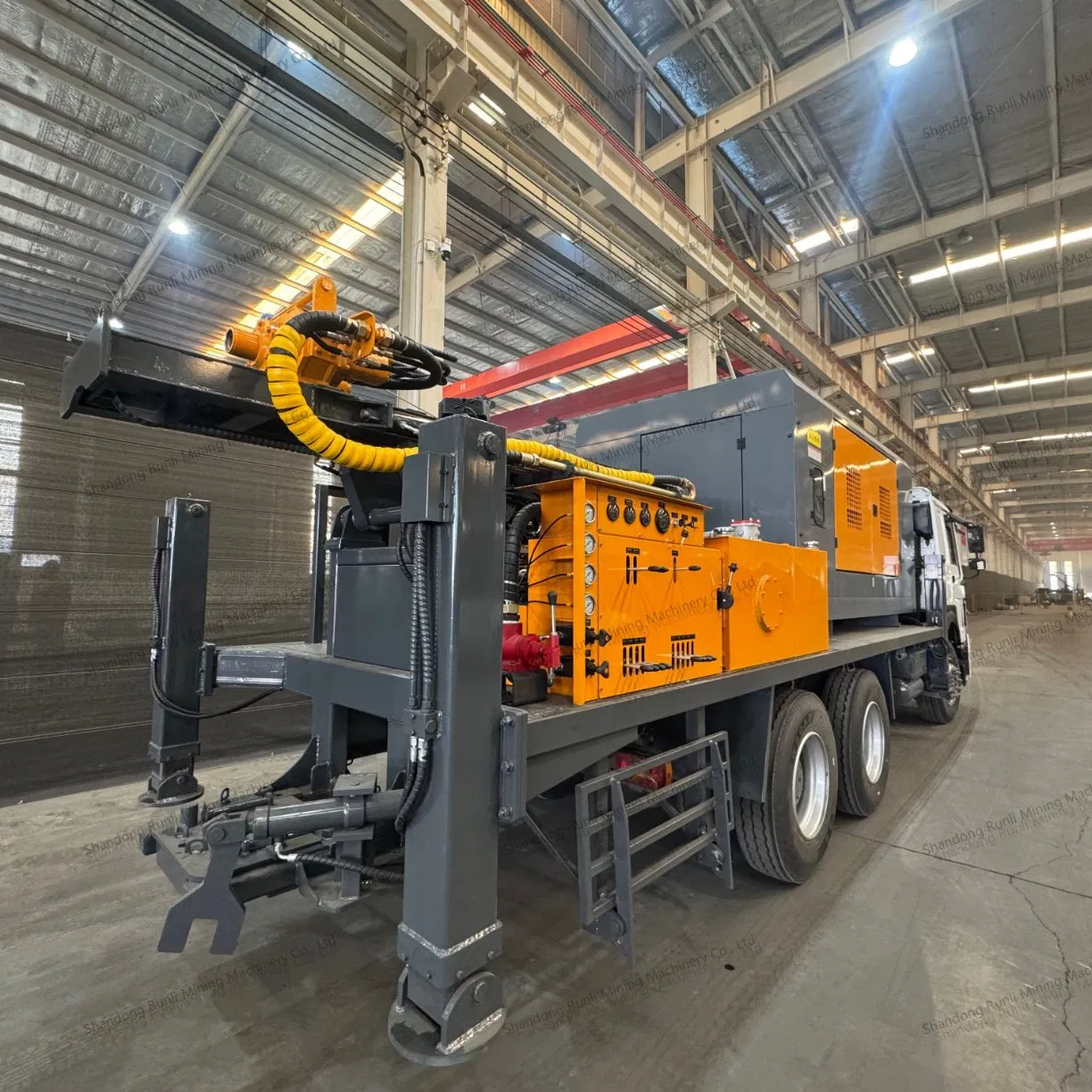 Factory Price 300m Depth Truck Mounted Truck Drilling Rig Price Borehole Well Drilling Machine Rotary Oil Drilling Equipment Water Well Drilling Rig