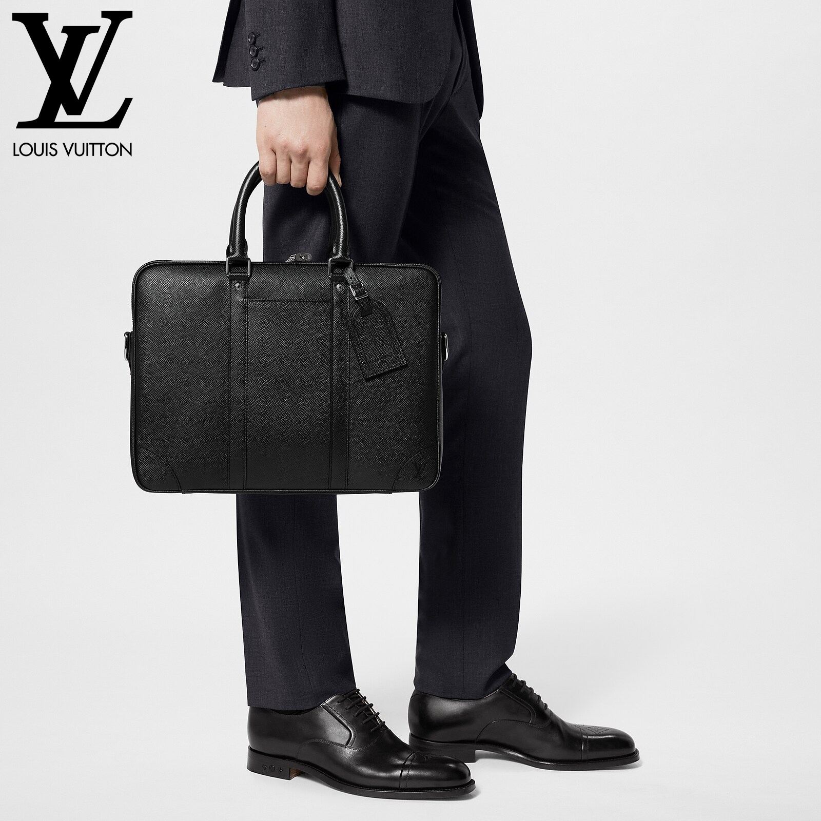 ルイ・ヴィトン「LOUIS VUITTON」ポルト ドキュマン･ヴォワヤージュ